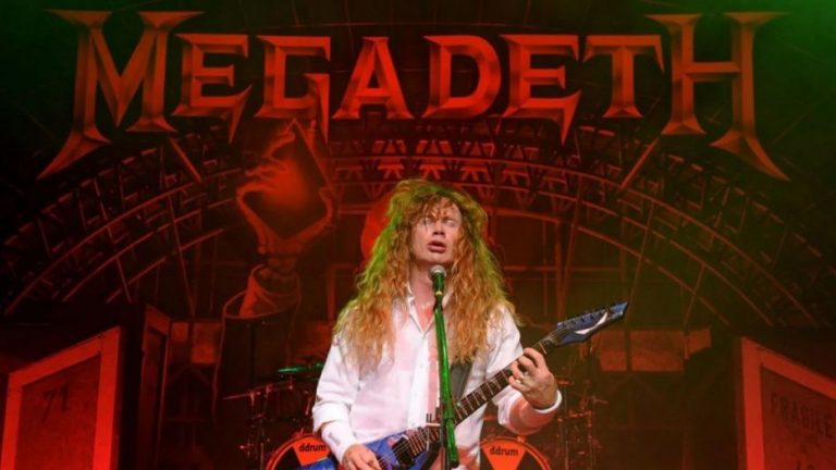 DAVE  MUSTAINE: CANCER DE GARGANTA